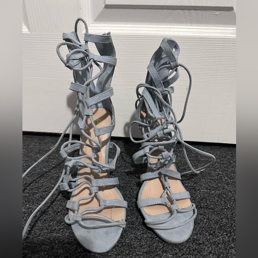 Woman sandals shoes